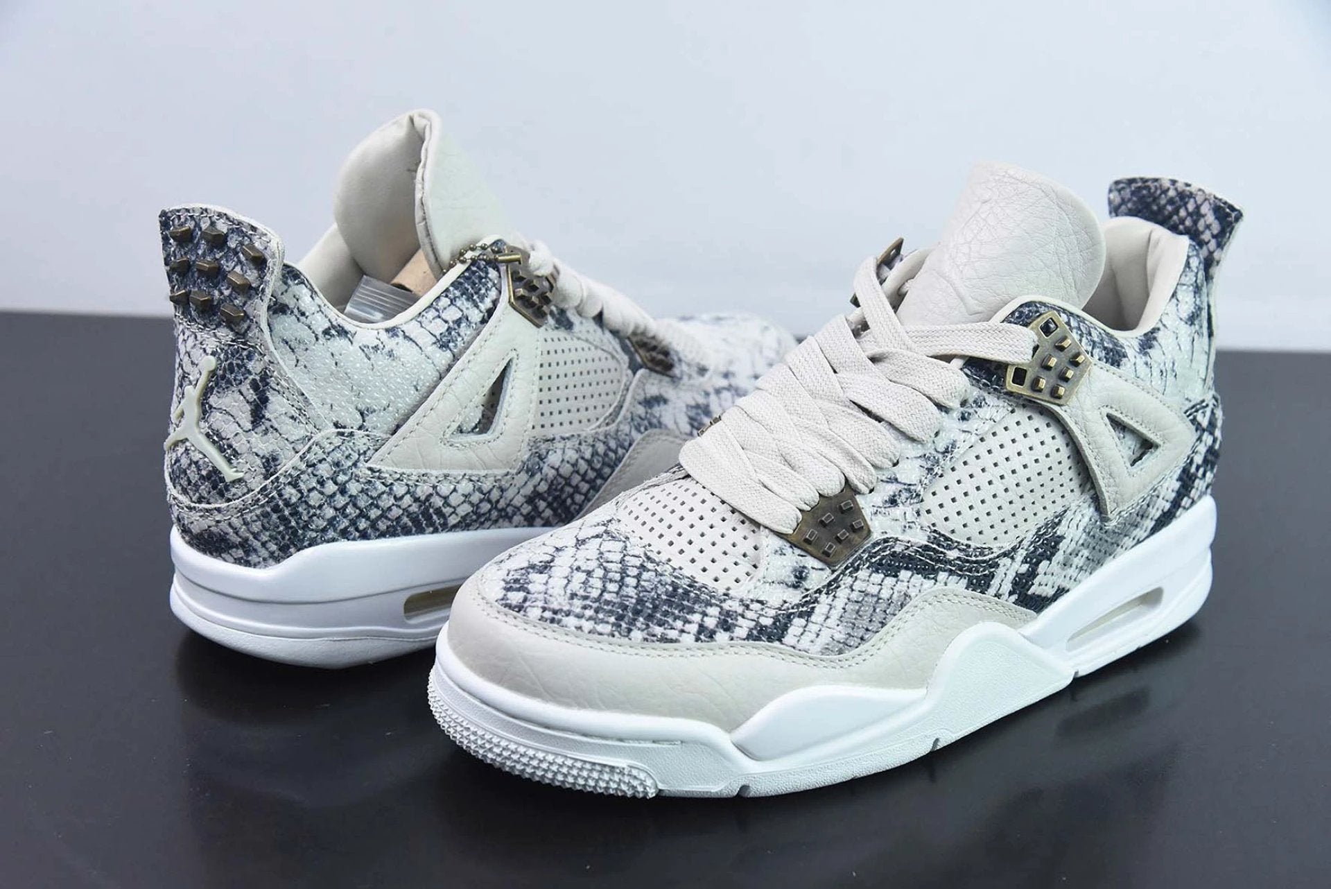 Air Jordan 4 Retro Pinnacle Snakeskin 819139-030 by Air Jordan