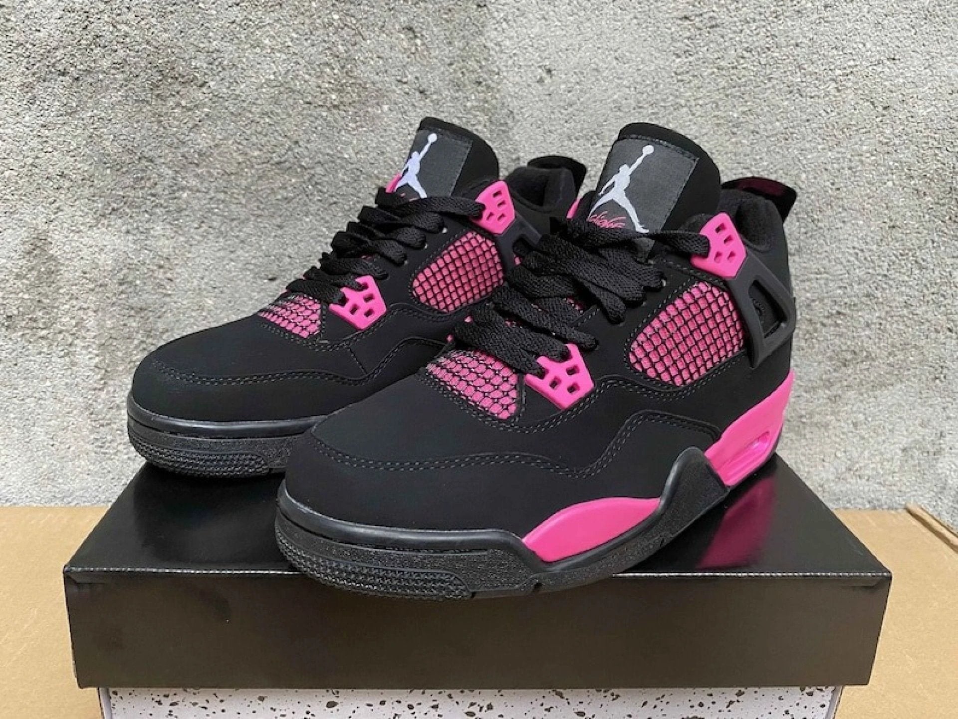 Air Jordan 4 Pink Thunder Black Pink Noir Rose by Air Jordan