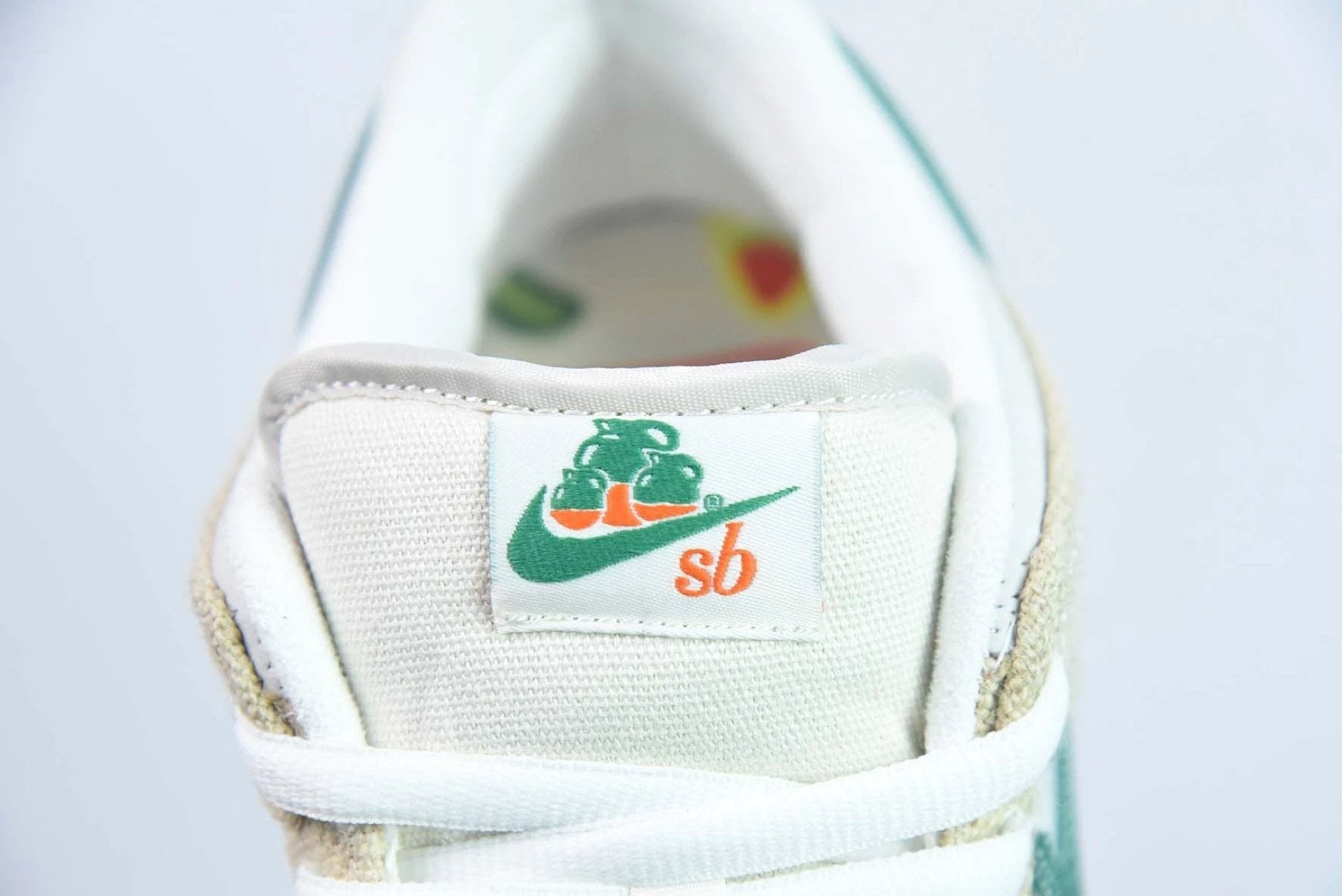 SB Dunk Low Jarritos by Air Jordan
