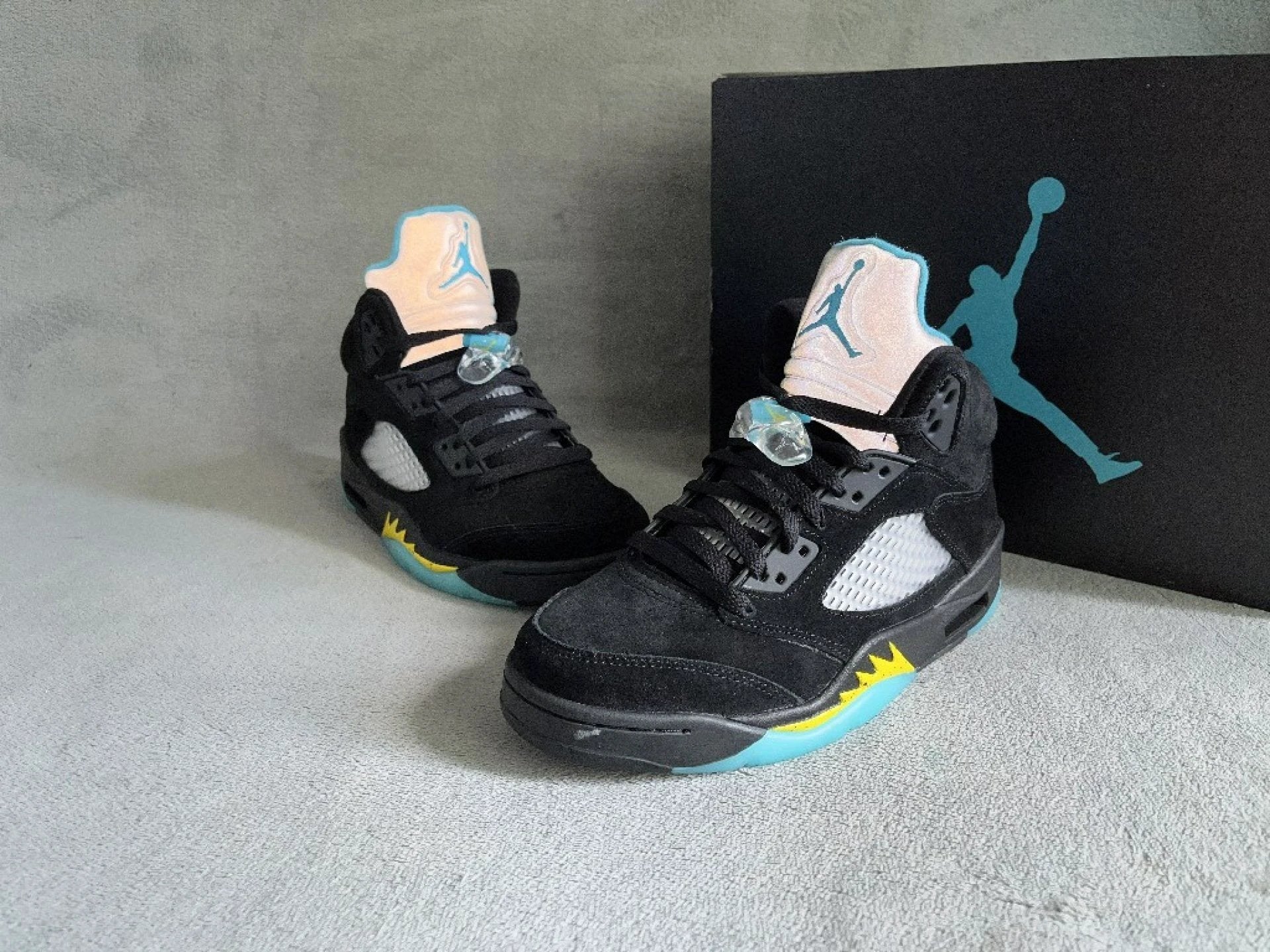 Air Jordan 5 Retro Aqua by Air Jordan