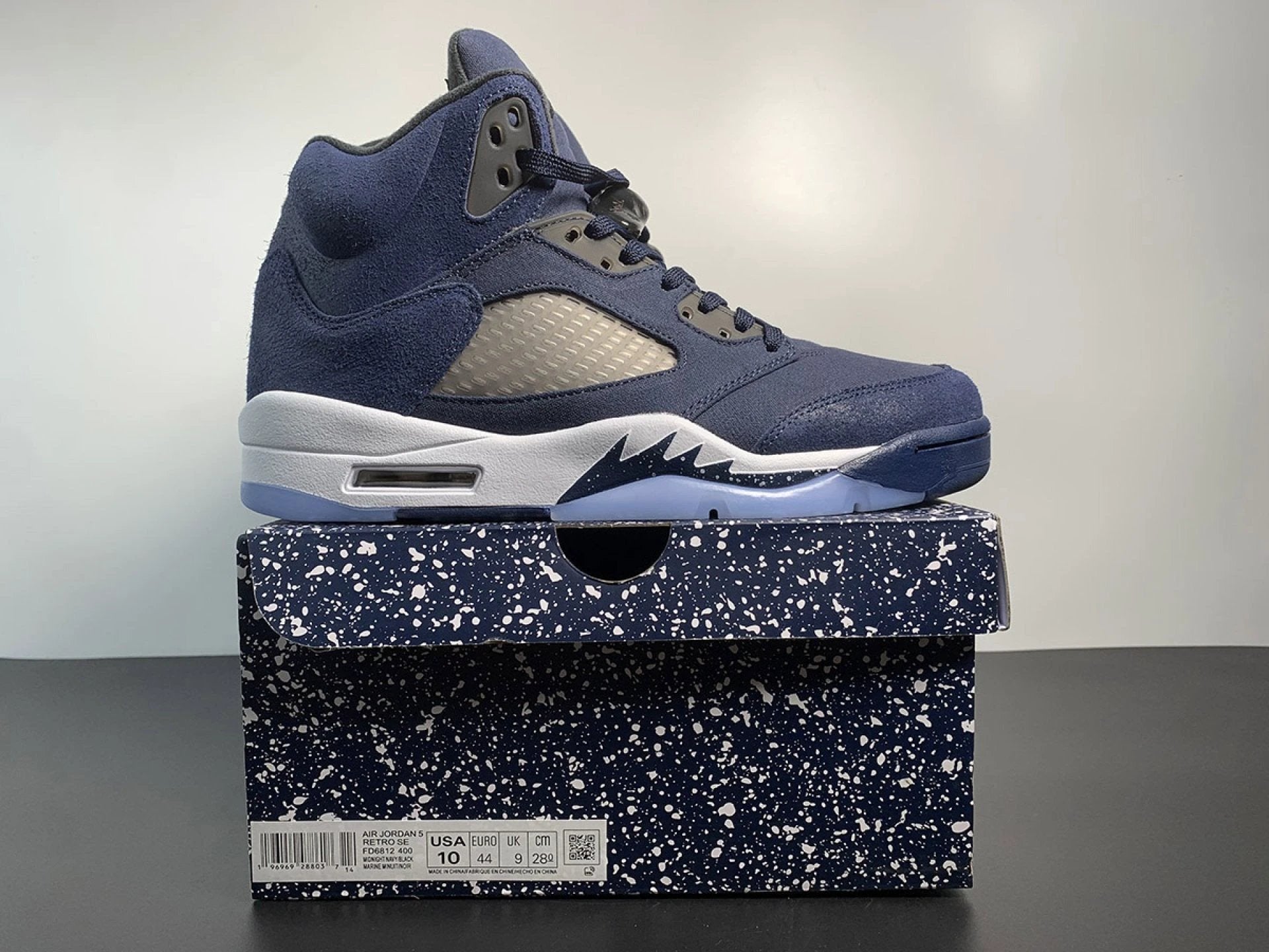 Air Jordan 5 Retro Georgetown Midnight Navy by Air Jordan
