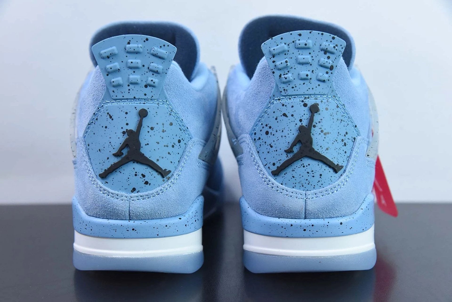 Air Jordan 4 Retro UNC PE by Air Jordan