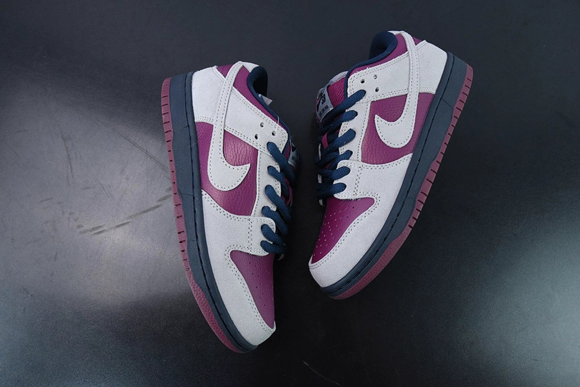 SB Dunk Low Atmosphere Grey True Berry by Air Jordan