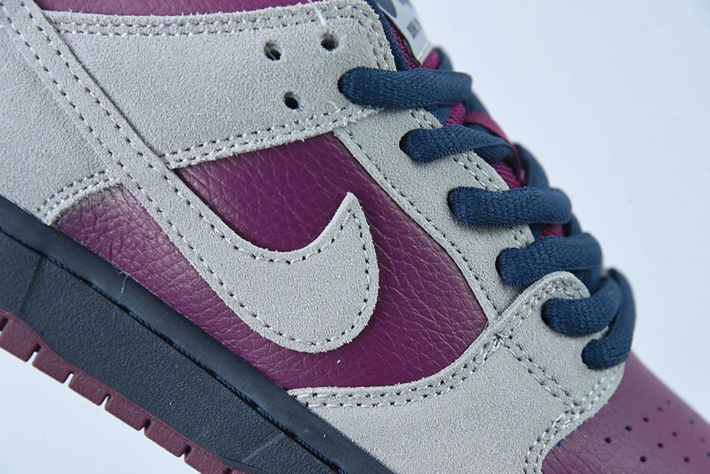 SB Dunk Low Atmosphere Grey True Berry by Air Jordan