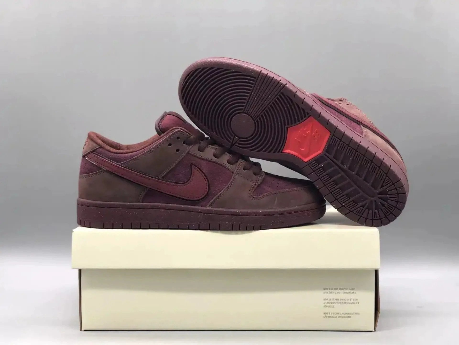 SB Dunk Low “Valentine’s Day 2024” Burgundy Crush by Air Jordan