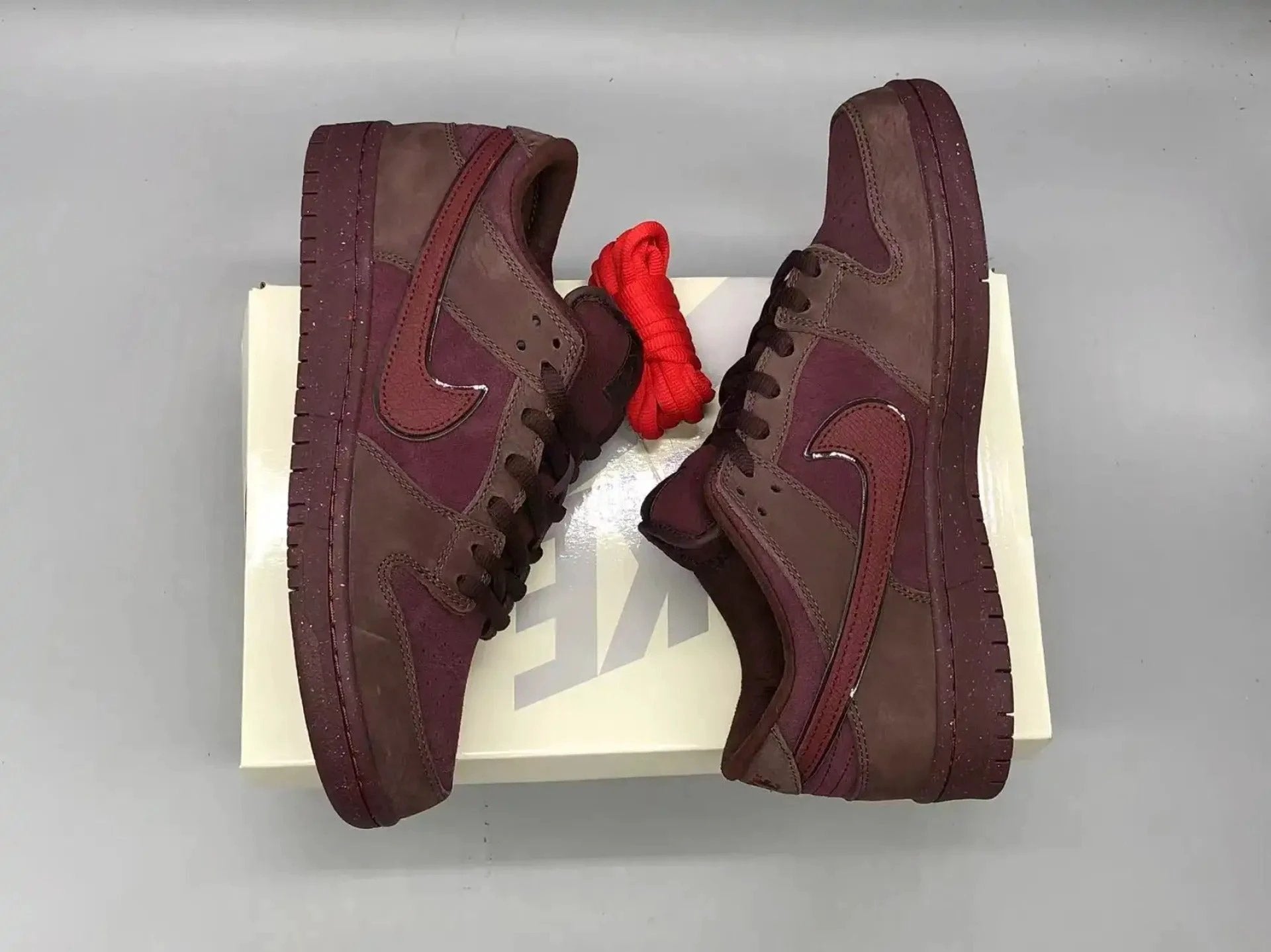 SB Dunk Low “Valentine’s Day 2024” Burgundy Crush by Air Jordan