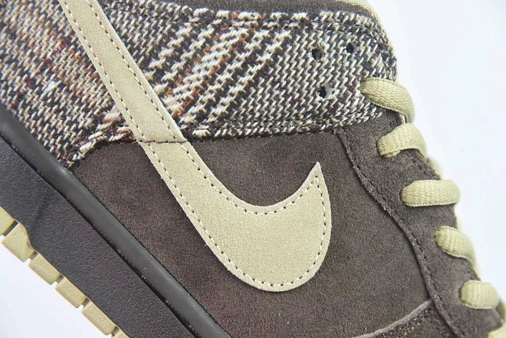 SB Dunk Low Tweed Boroque Brown Mushroom by Air Jordan
