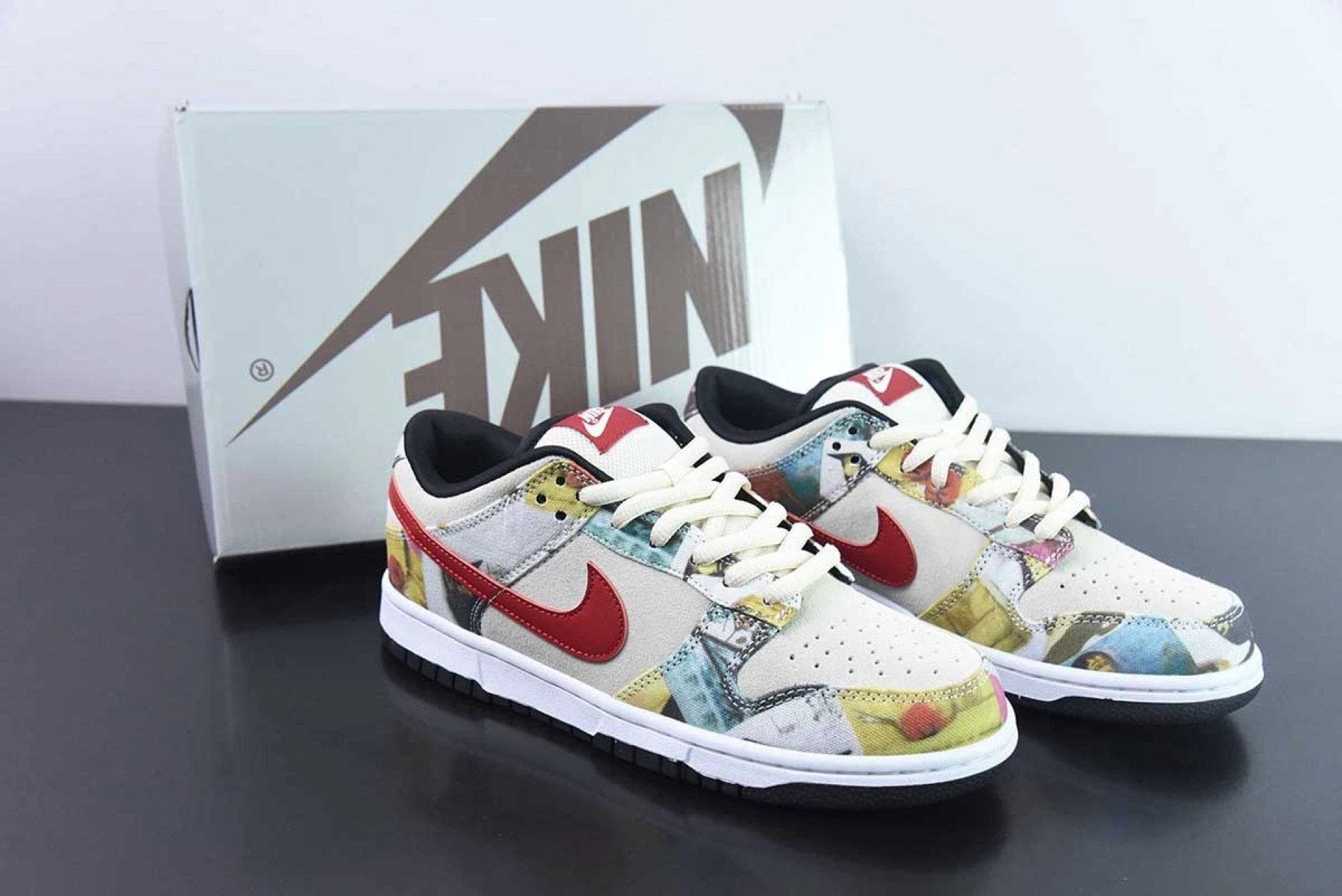 SB Dunk Low Paris by Air Jordan