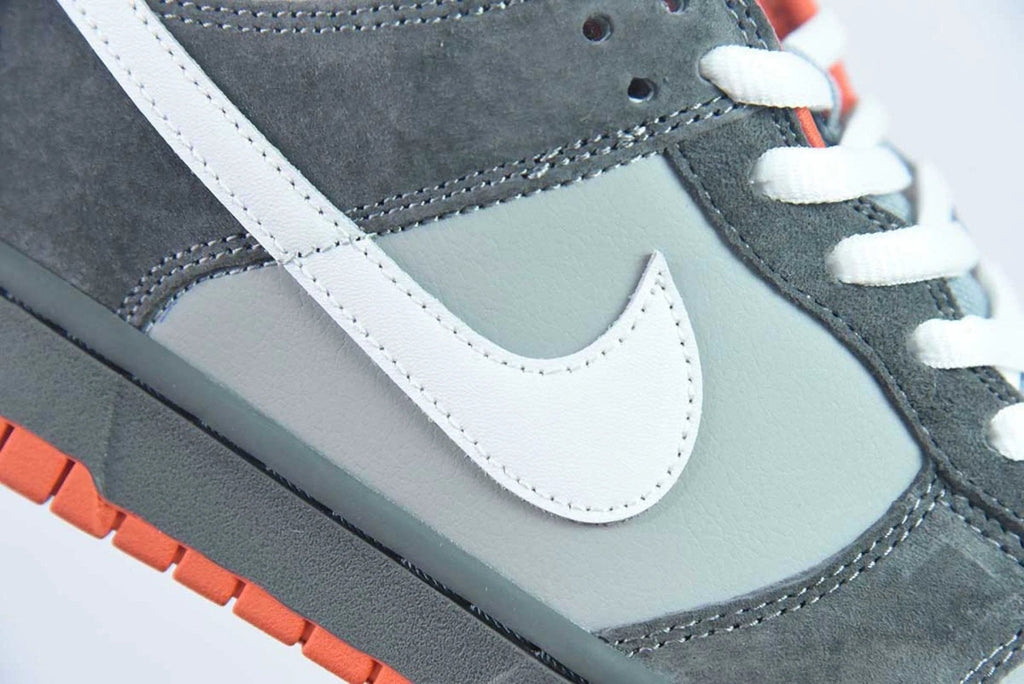 SB Dunk Low Staple NYC Pigeon by Air Jordan