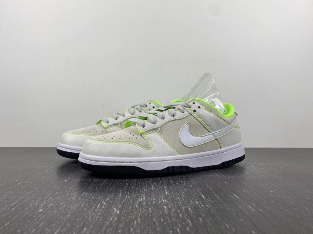 Dunk Low University of Oregon PE by Air Jordan