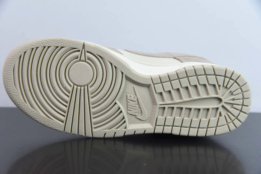 Dunk Low SE Sanddrift by Air Jordan