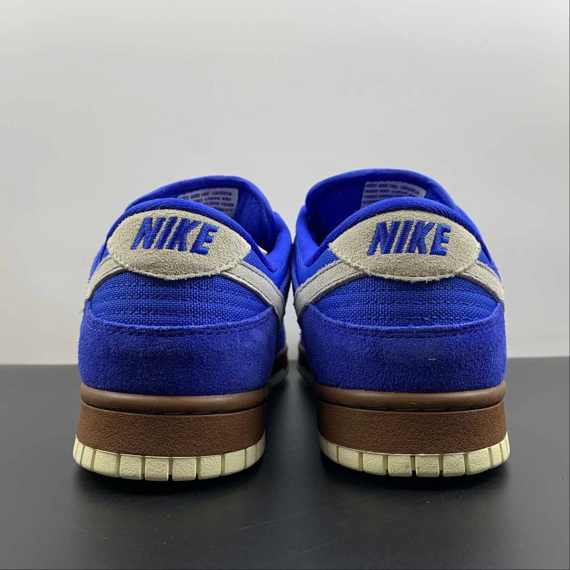 SB Dunk Low Gold Rail by Air Jordan