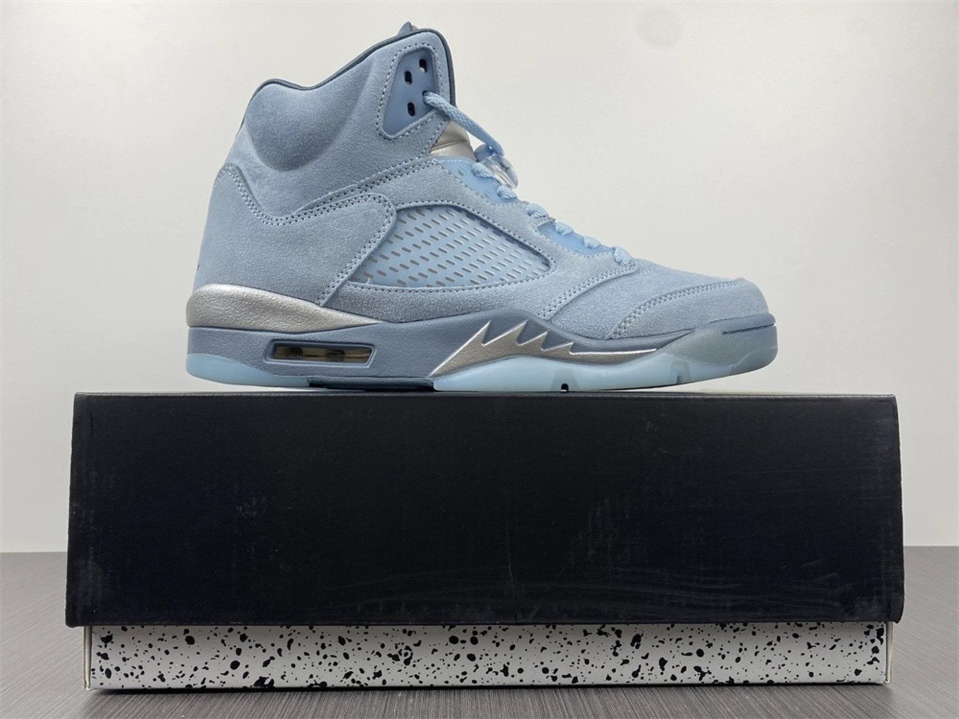 Air Jordan 5 Retro Bluebird by Air Jordan