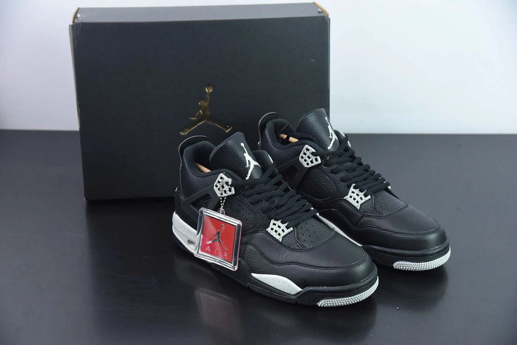 Air Jordan 4 Retro Oreo by Air Jordan