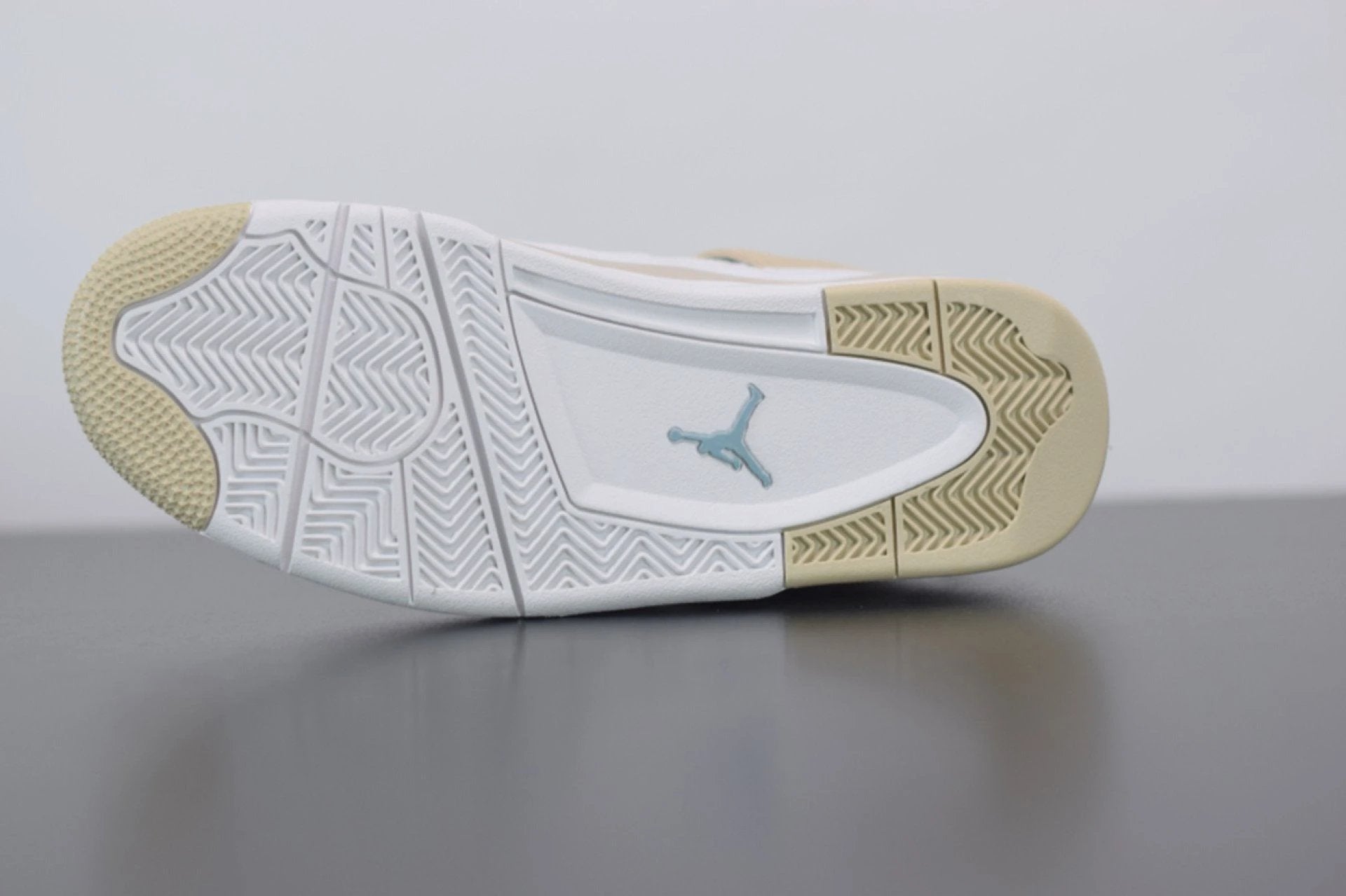 Air Jordan 4 Retro Sand by Air Jordan