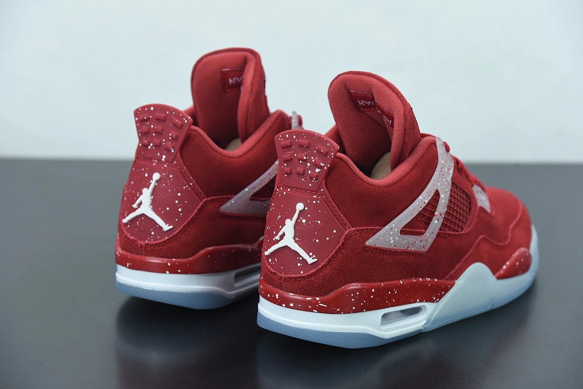 Air Jordan 4 Retro Oklahoma Sooners PE by Air Jordan