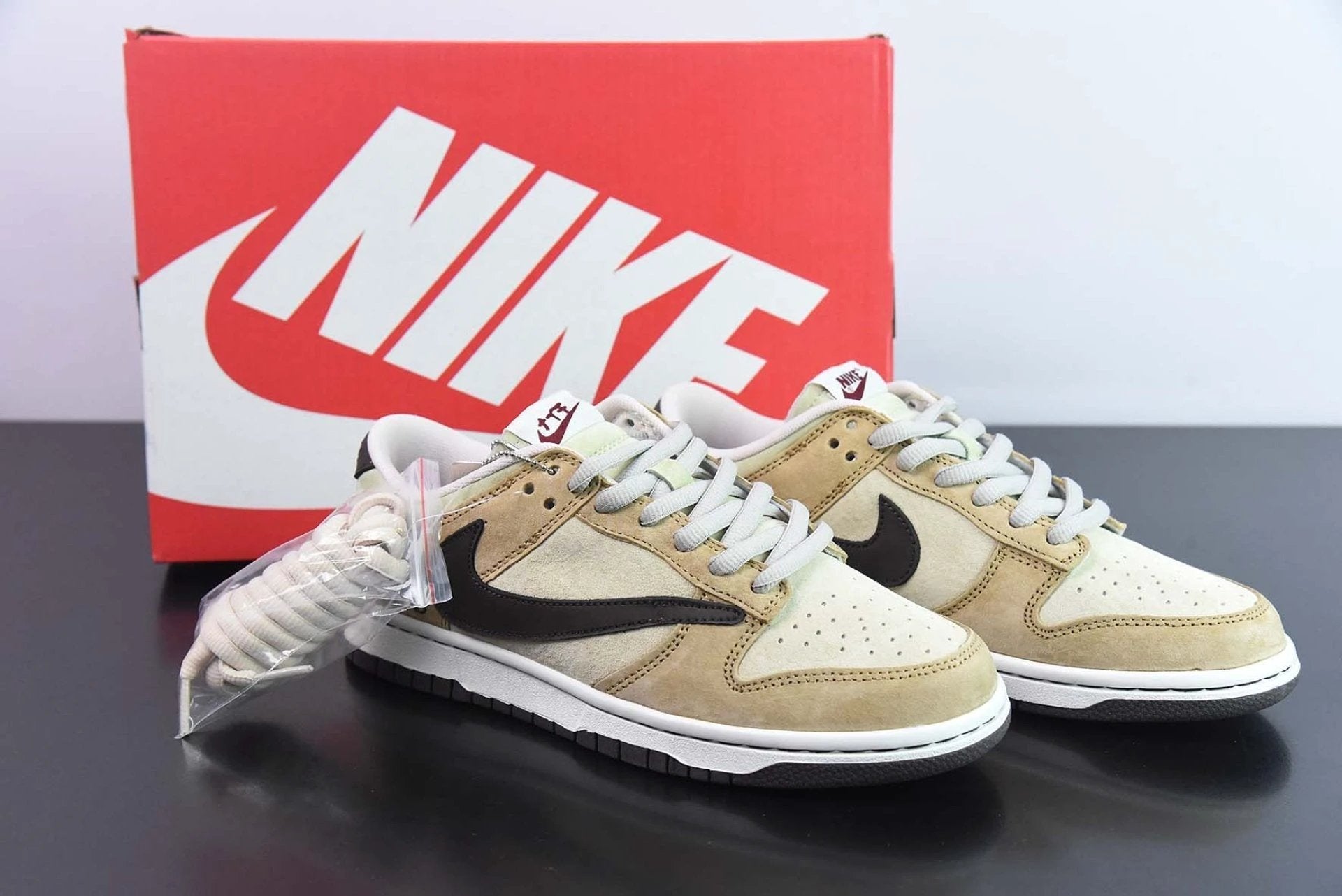 PlayStation 5 x Travis Scott x SB Dunk Low CU1726-666 by Air Jordan