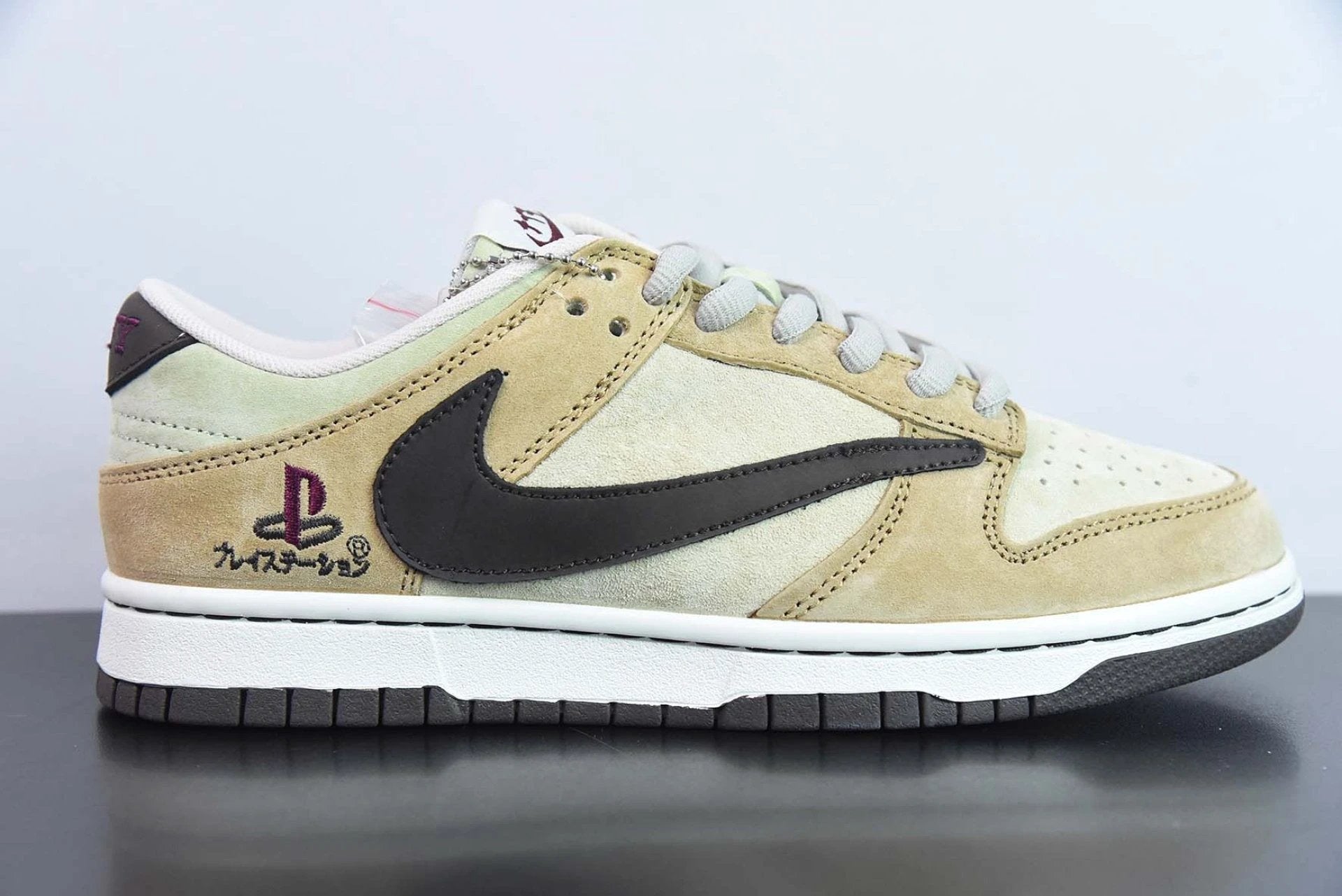 PlayStation 5 x Travis Scott x SB Dunk Low CU1726-666 by Air Jordan