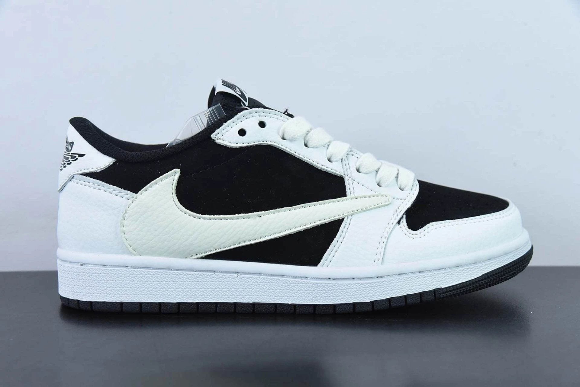 Travis Scott x Air Jordan 1 Low Black and White Panda Low DM7866-101c by Air Jordan