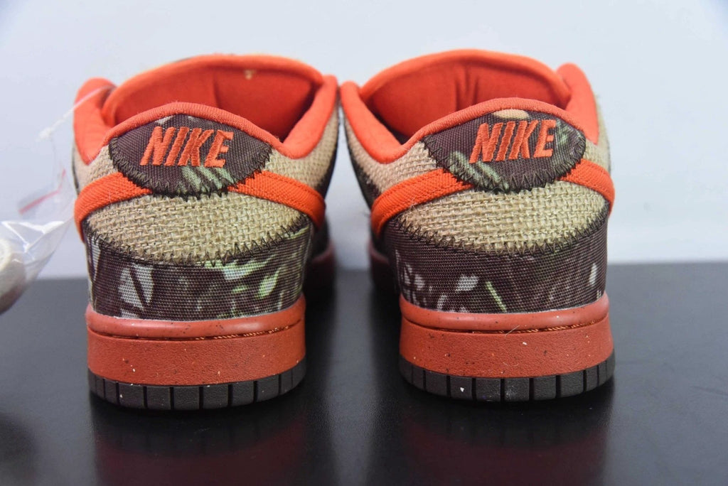 SB Dunk Low Reese Forbes Hunter by Air Jordan