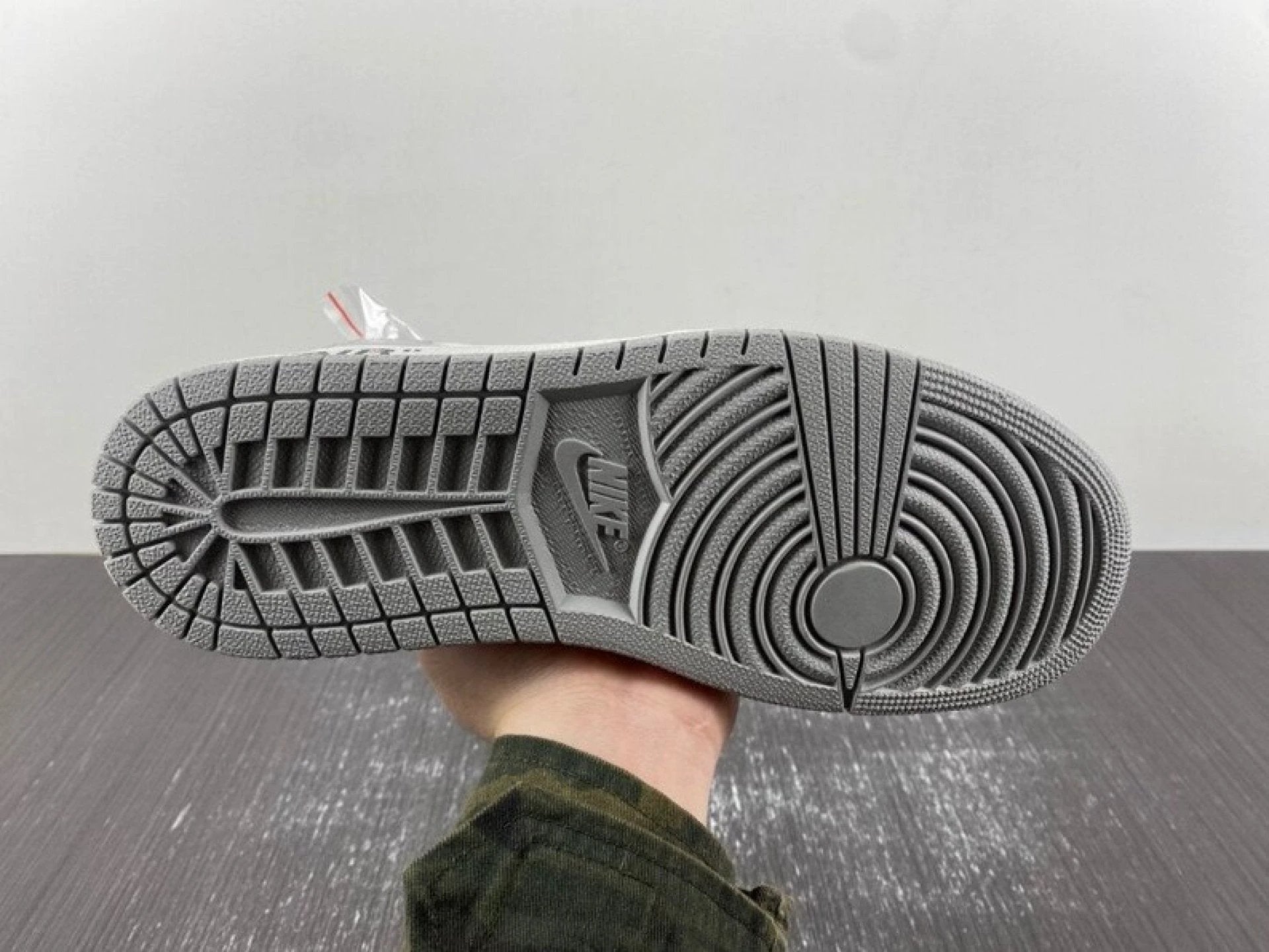 Travis Scott X Jordan 1 Low White Gray by Air Jordan