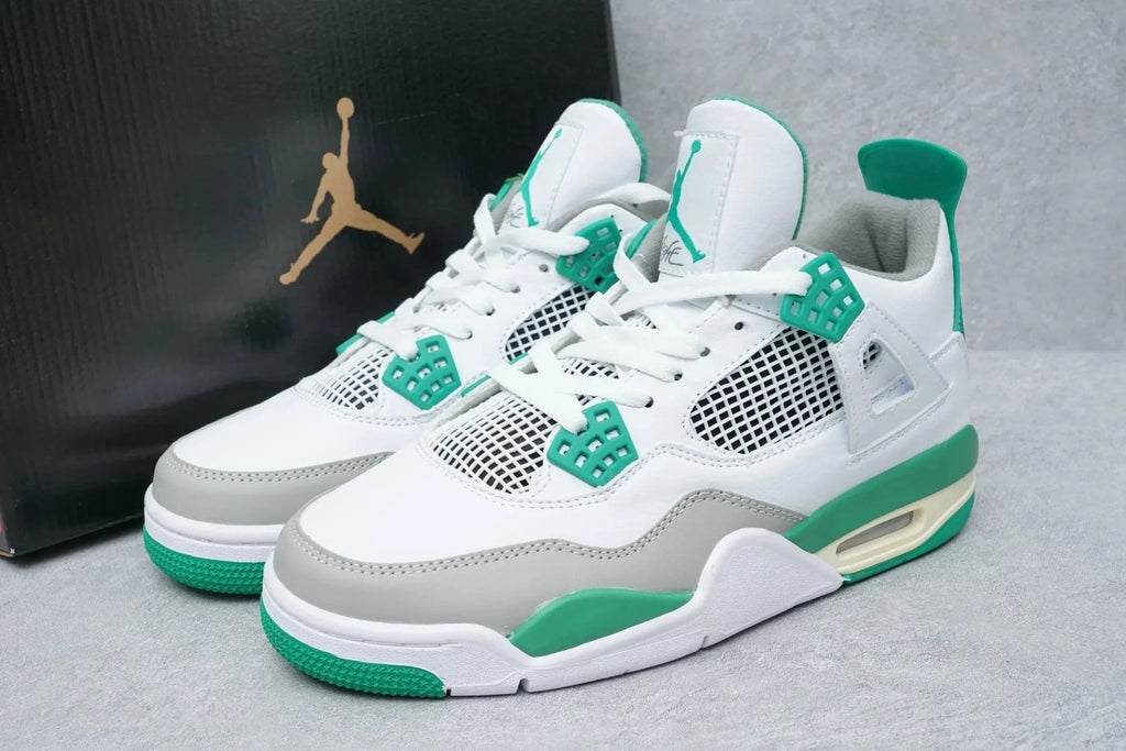 Air Jordan 4 Retro SP Pine Green 2020 by Air Jordan