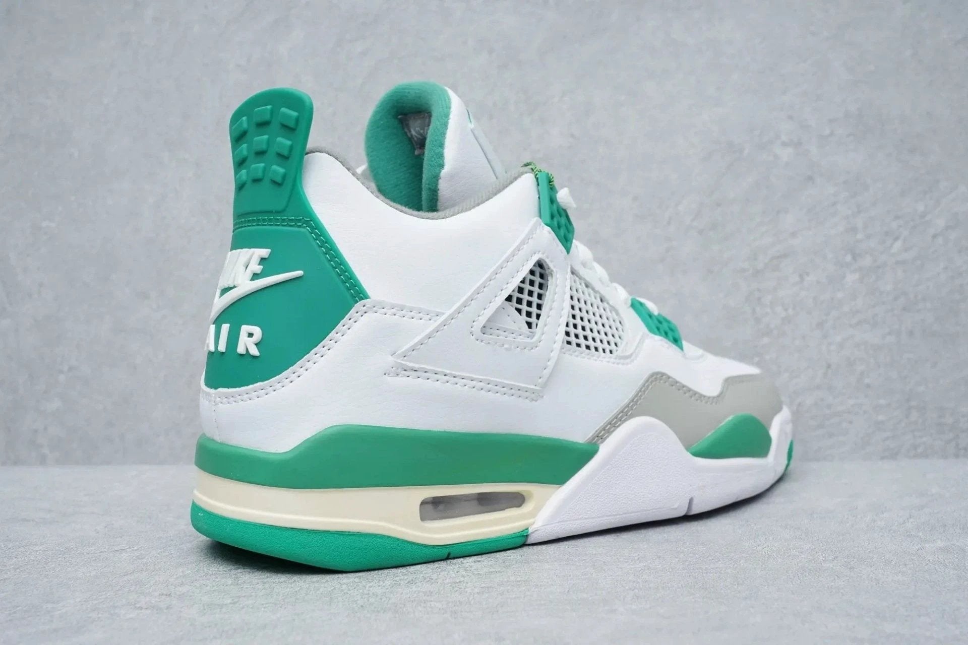 Air Jordan 4 Retro SP Pine Green 2020 by Air Jordan