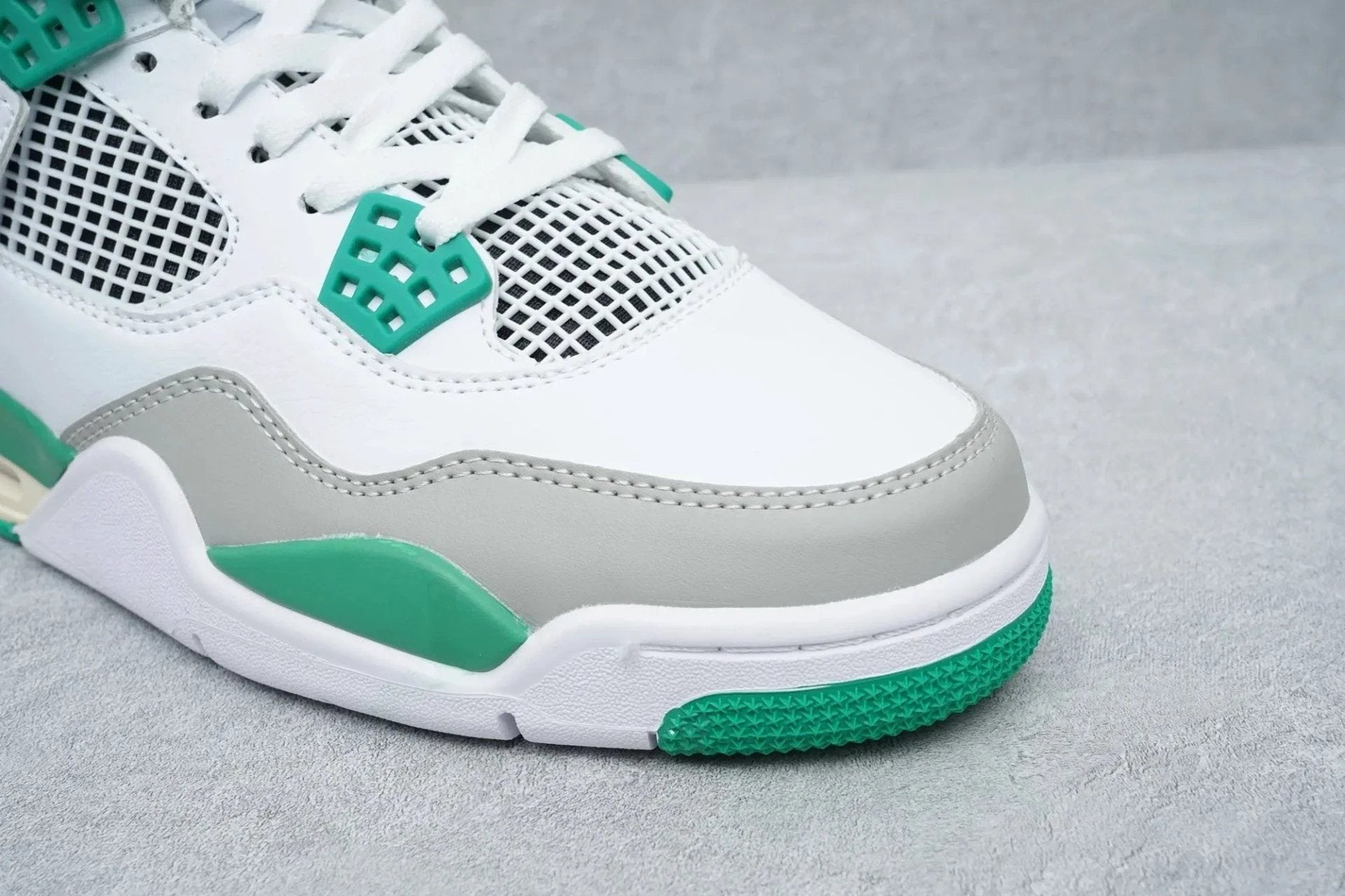 Air Jordan 4 Retro SP Pine Green 2020 by Air Jordan