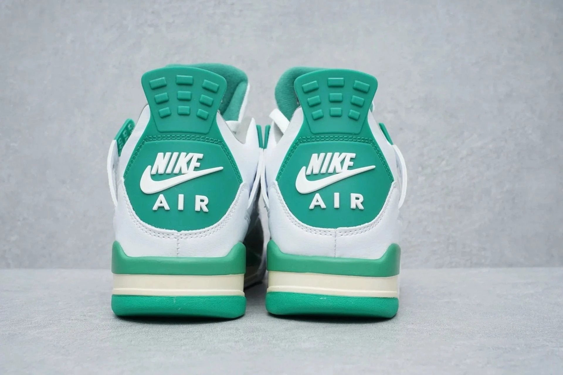Air Jordan 4 Retro SP Pine Green 2020 by Air Jordan