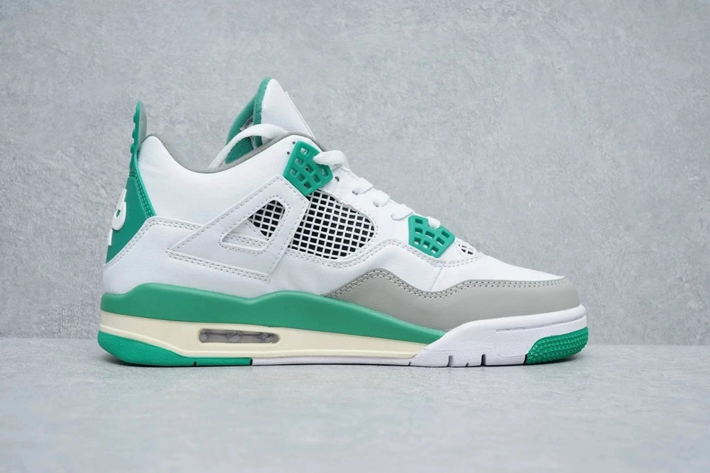Air Jordan 4 Retro SP Pine Green 2020 by Air Jordan