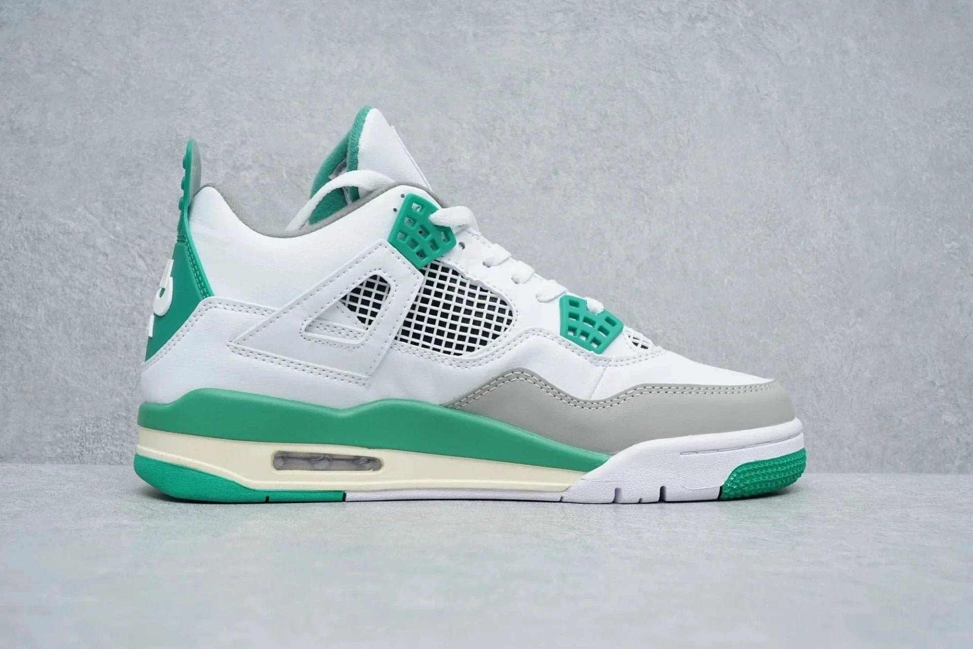 Air Jordan 4 Retro SP Pine Green 2020 by Air Jordan
