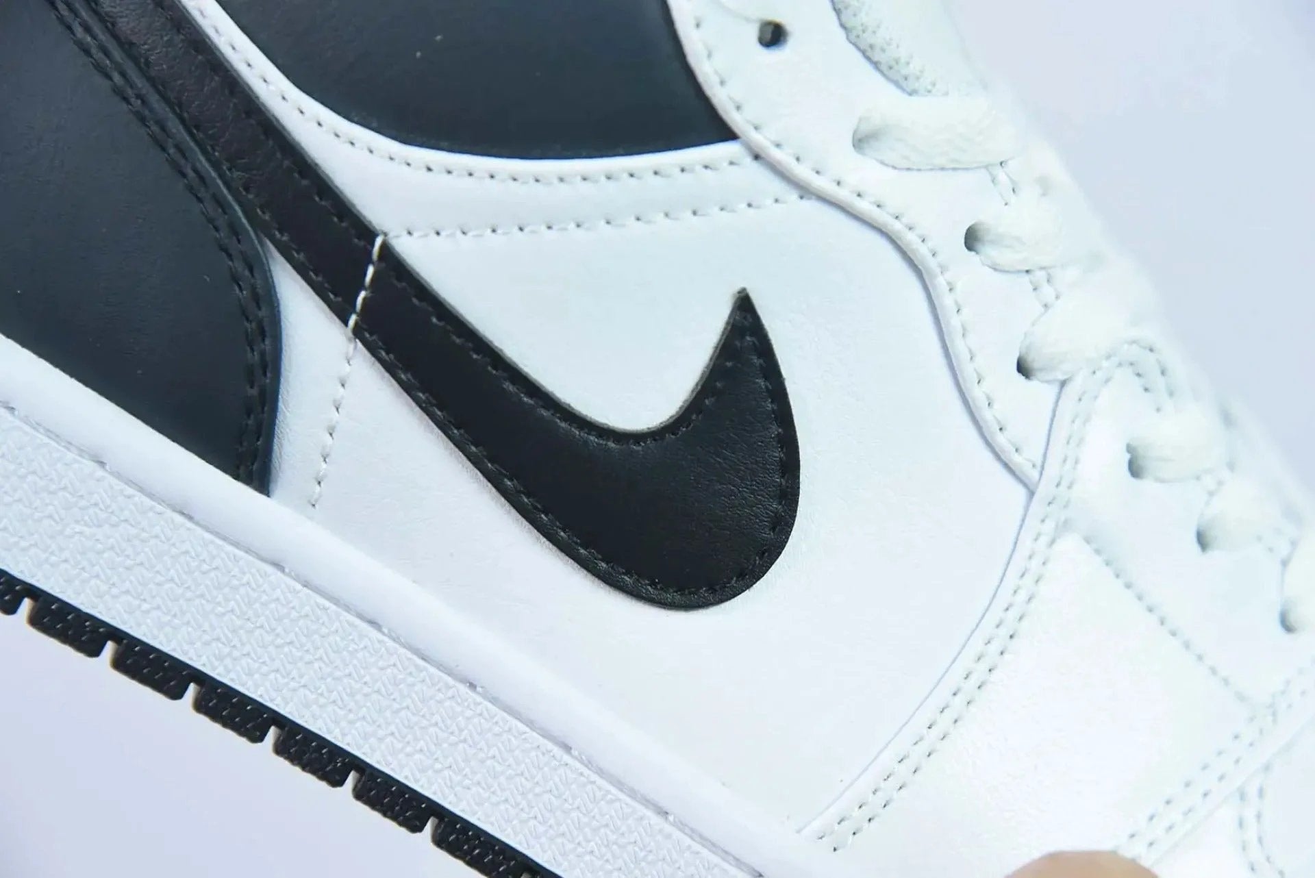 Air Jordan 1 Low White Black 553560-132 by Air Jordan