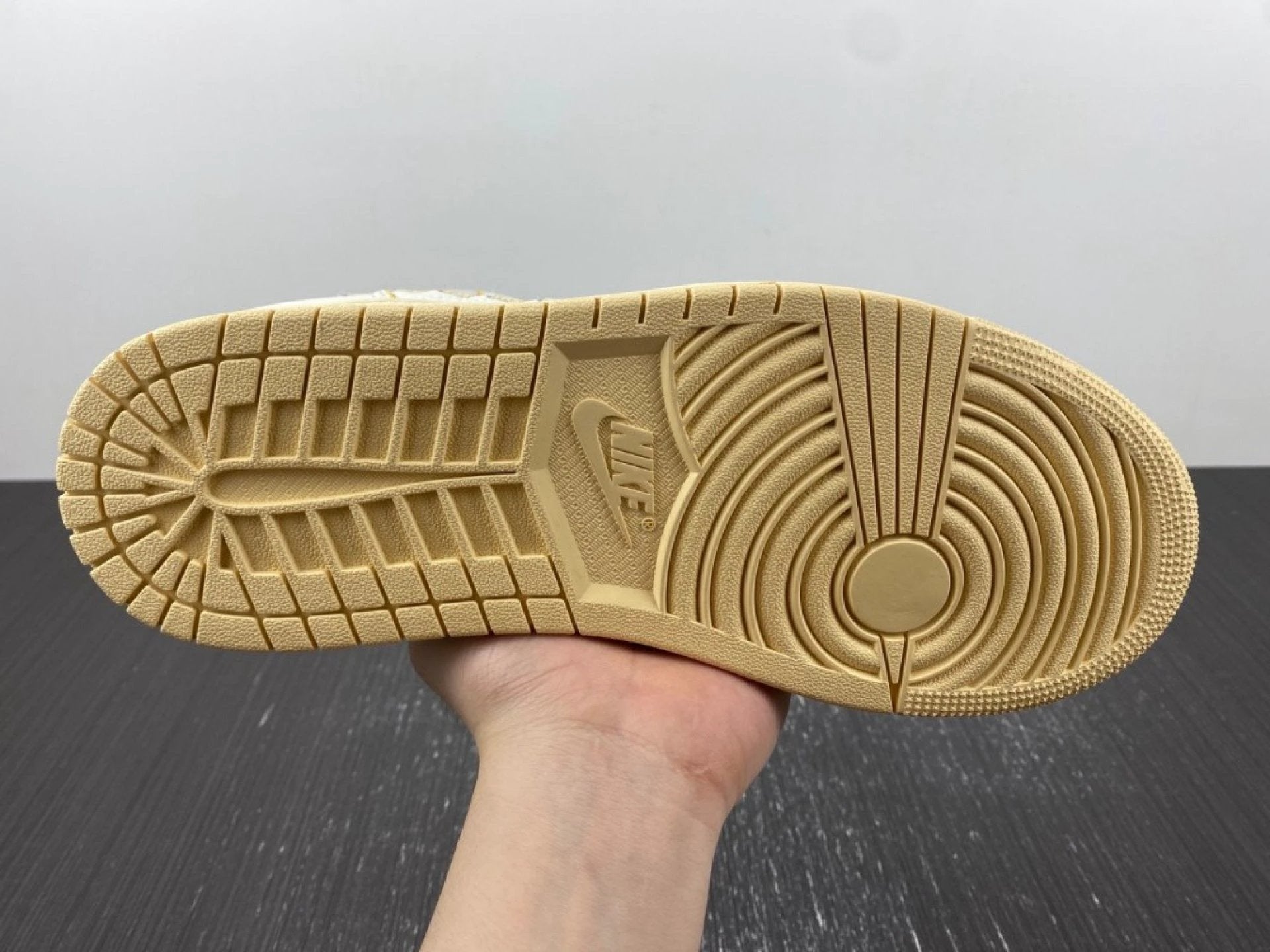Air Jordan 1 Retro High OG SP Union LA Bephies Beauty Supply Summer of ‘96 by Air Jordan