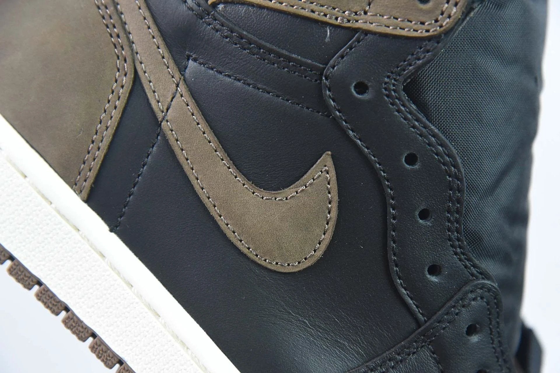 Air Jordan 1 Retro High OG Palomino by Air Jordan