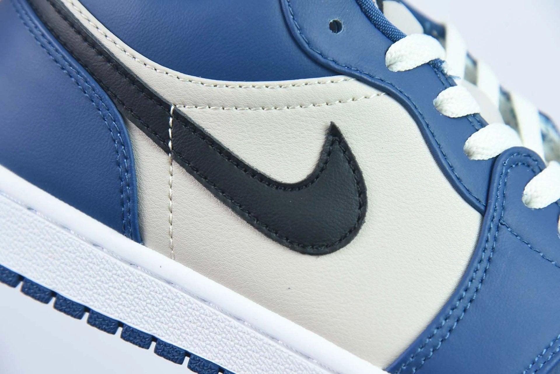 Air Jordan 1 Low Georgetown by Air Jordan