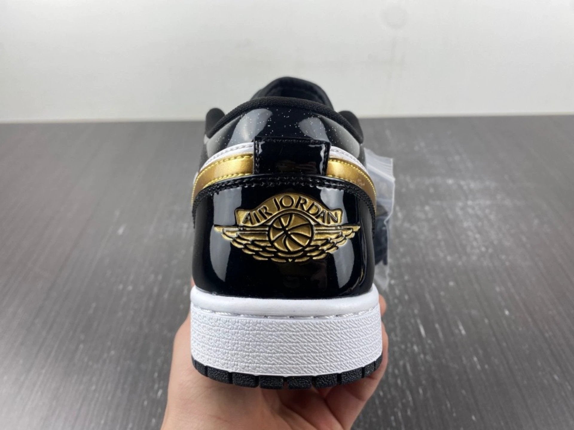 Air Jordan 1 Low SE Gold Toe by Air Jordan