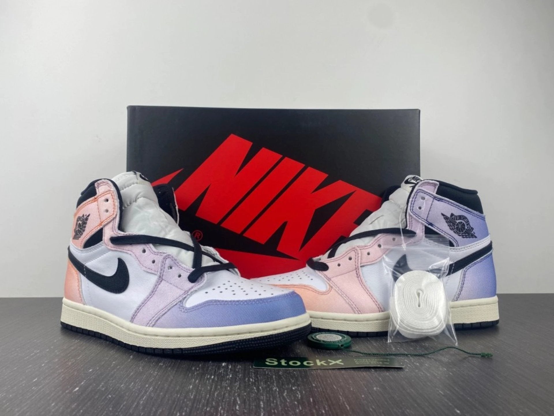 Air Jordan 1 Retro High OG Skyline by Air Jordan