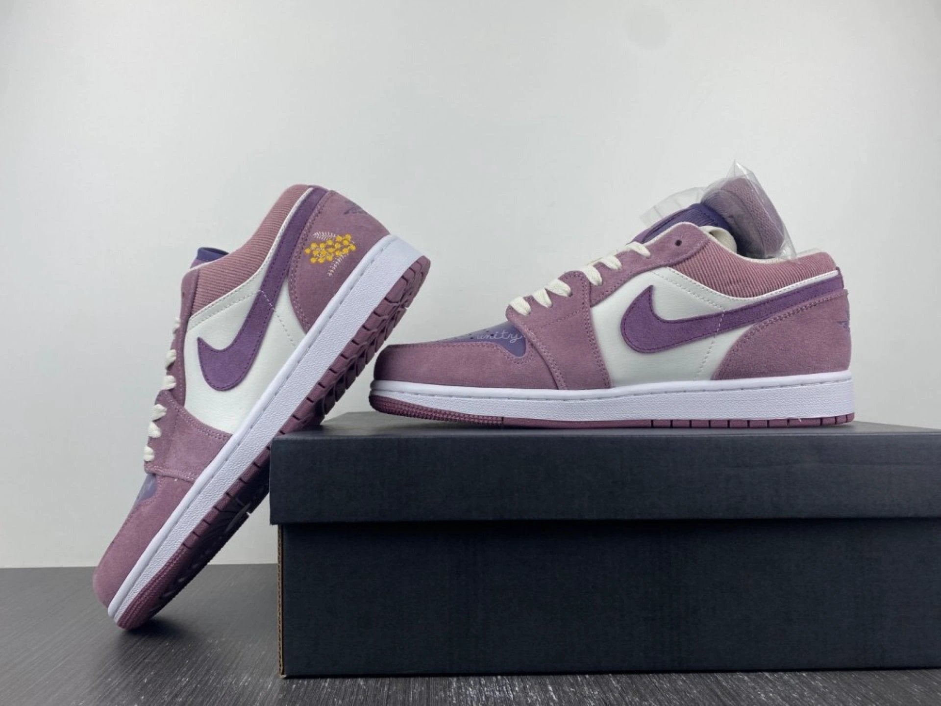 Air Jordan 1 Low Unity by Air Jordan