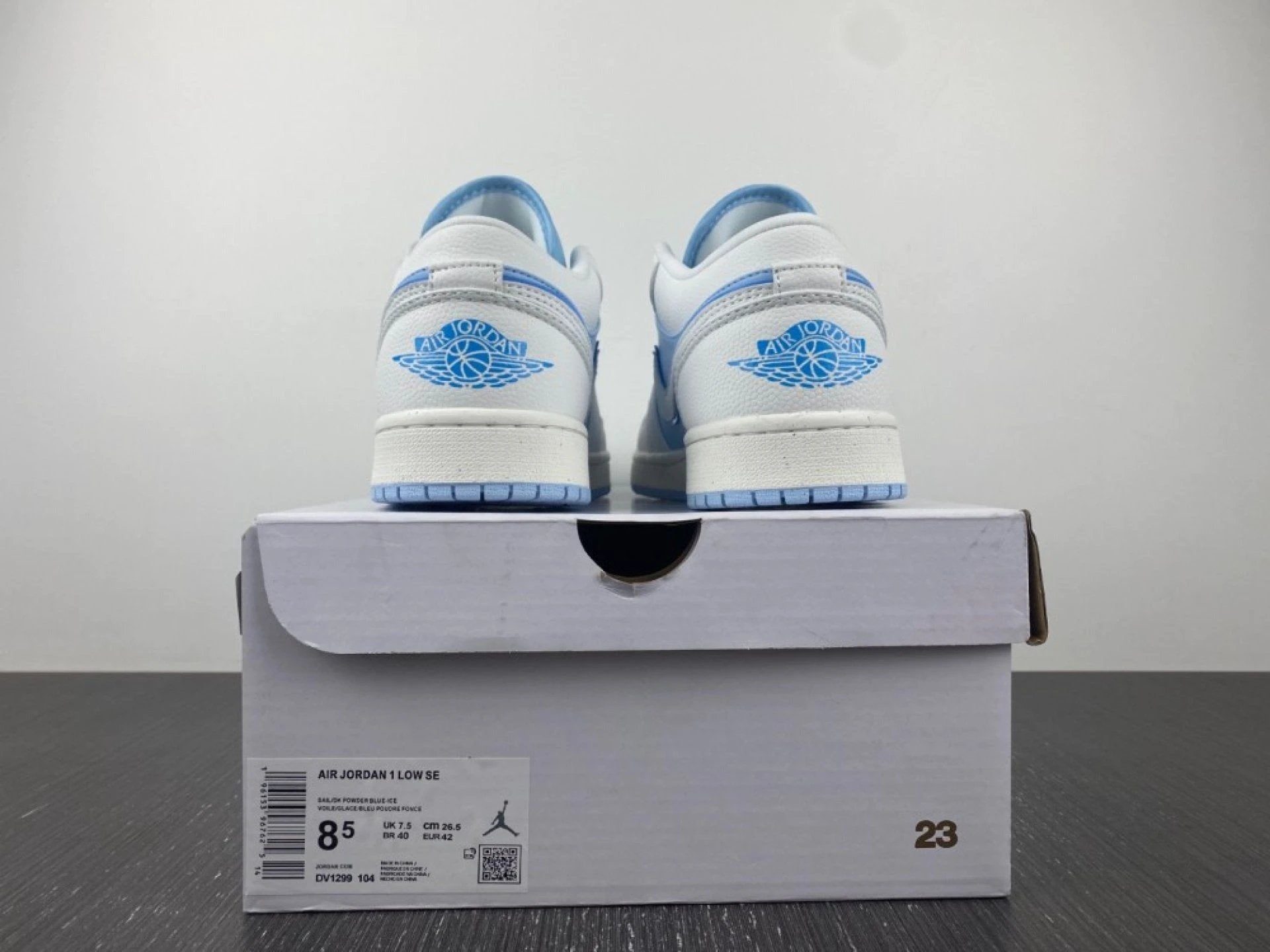 Air Jordan 1 Low SE Reverse Ice Blue by Air Jordan