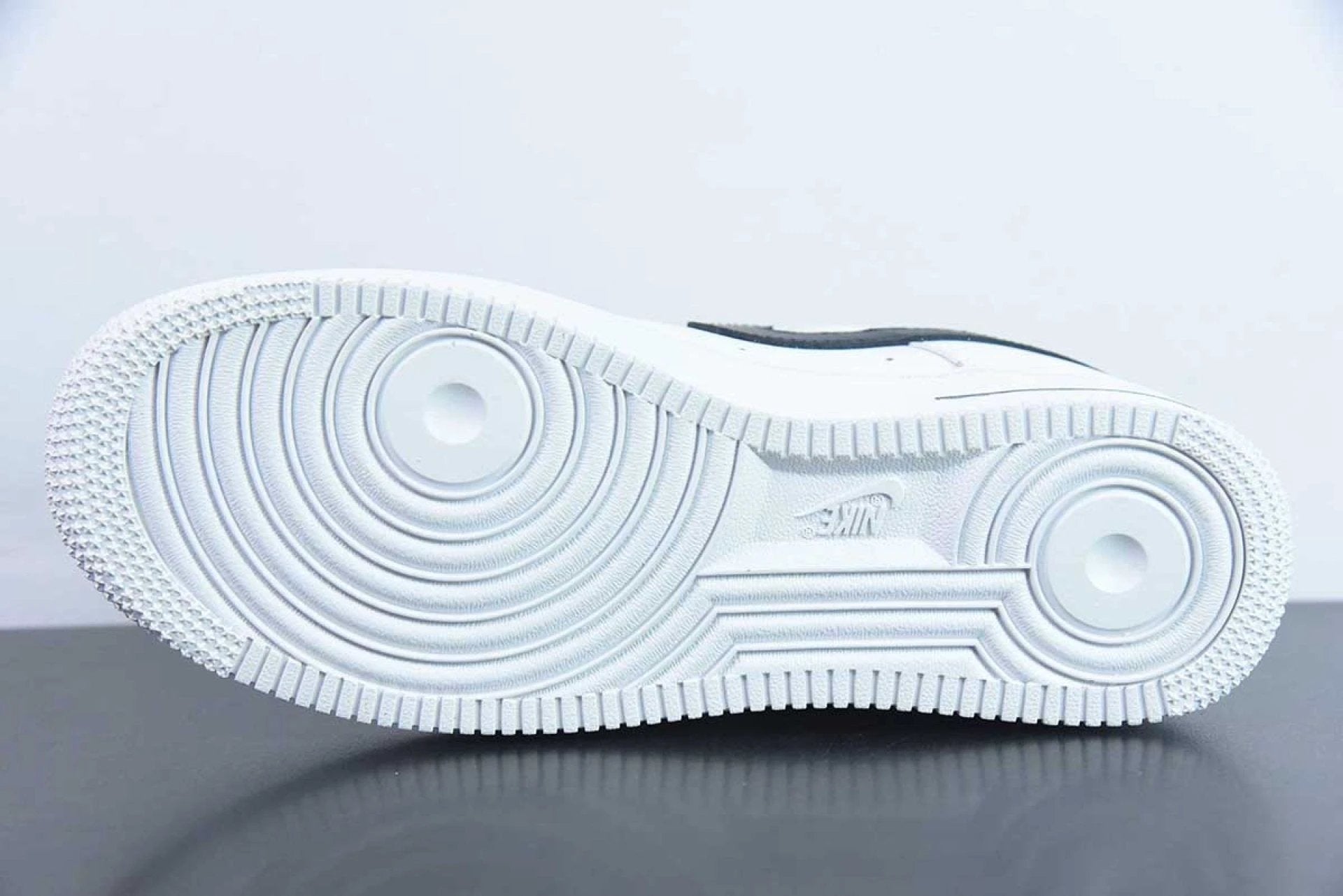 Air Force 1 Low White Black by Air Jordan