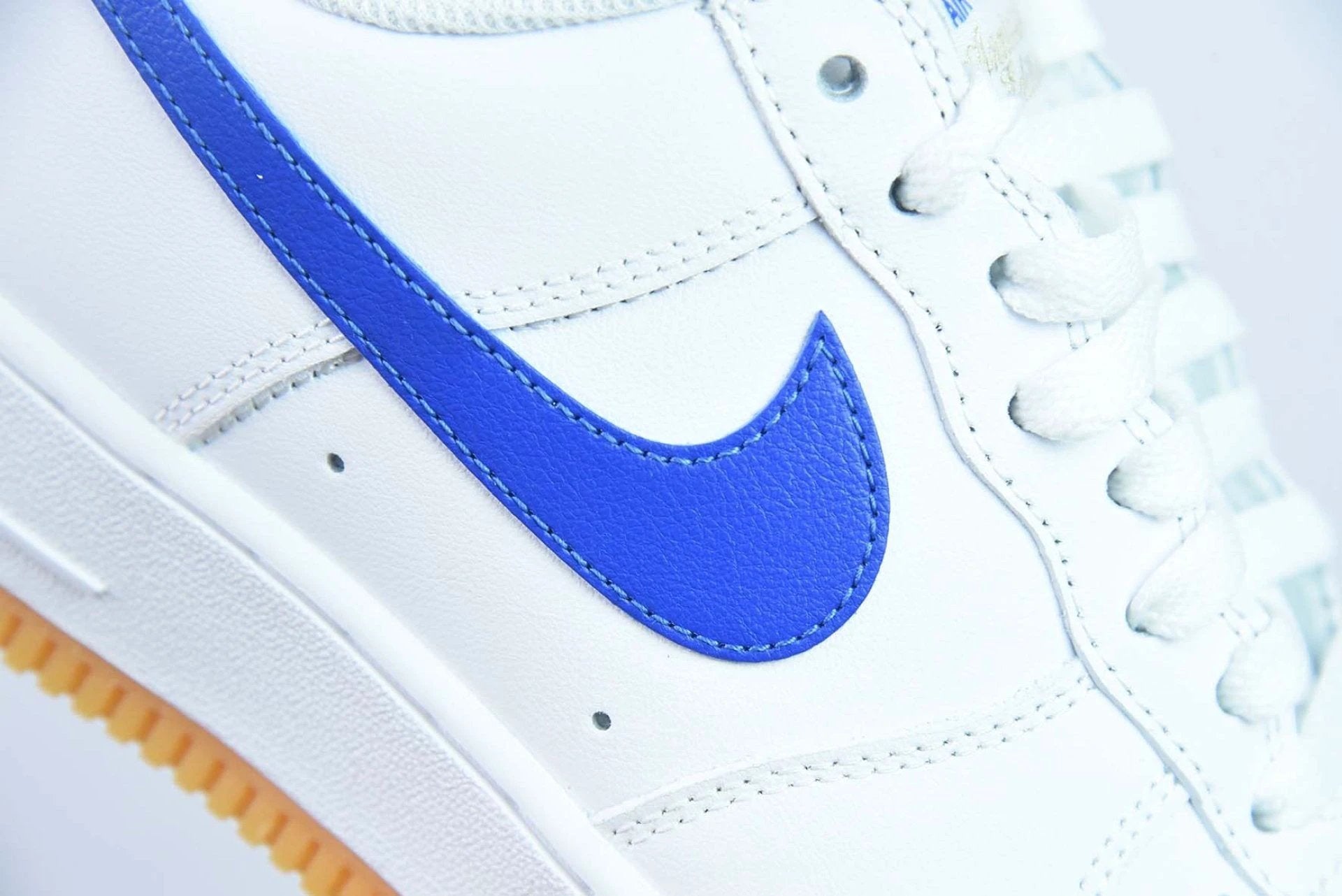 Air Force 1 Low Comes With a Toothbrush by Air Jordan