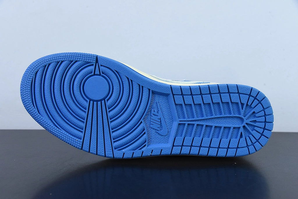Dunks Low “Baby Blue” Custom SB Travis Scott OG Fragment by Air Jordan