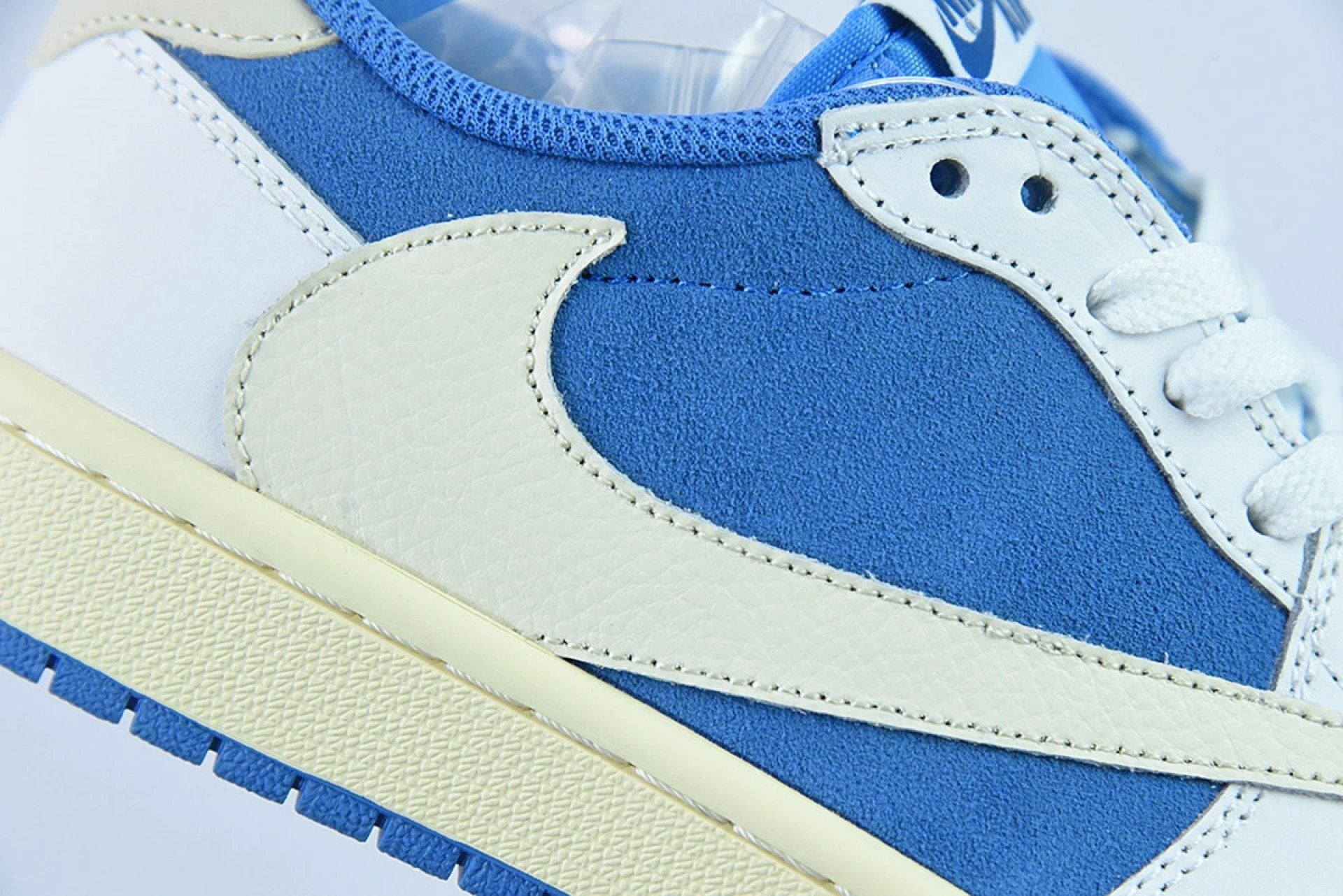 Dunks Low “Baby Blue” Custom SB Travis Scott OG Fragment by Air Jordan