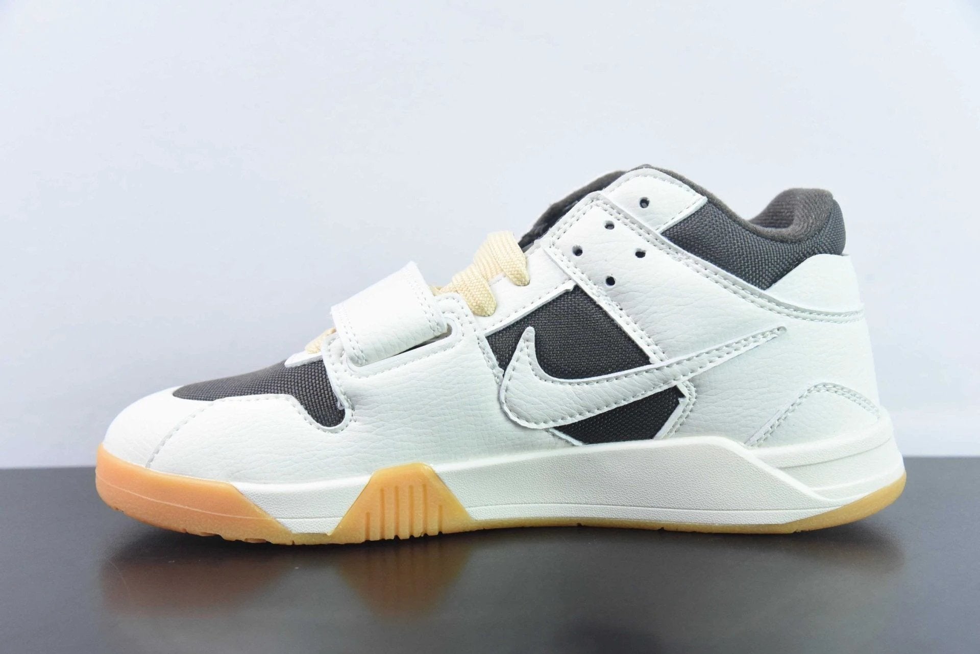 Jordan Jumpman Jack TR Travis Scott Sail by Air Jordan