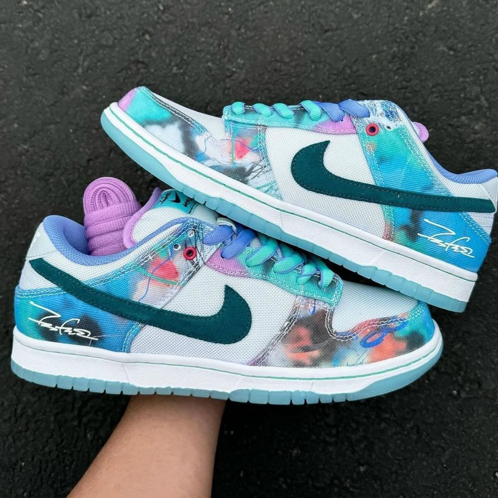 Futura Laboratories x Nike SB Dunk Low by Air Jordan