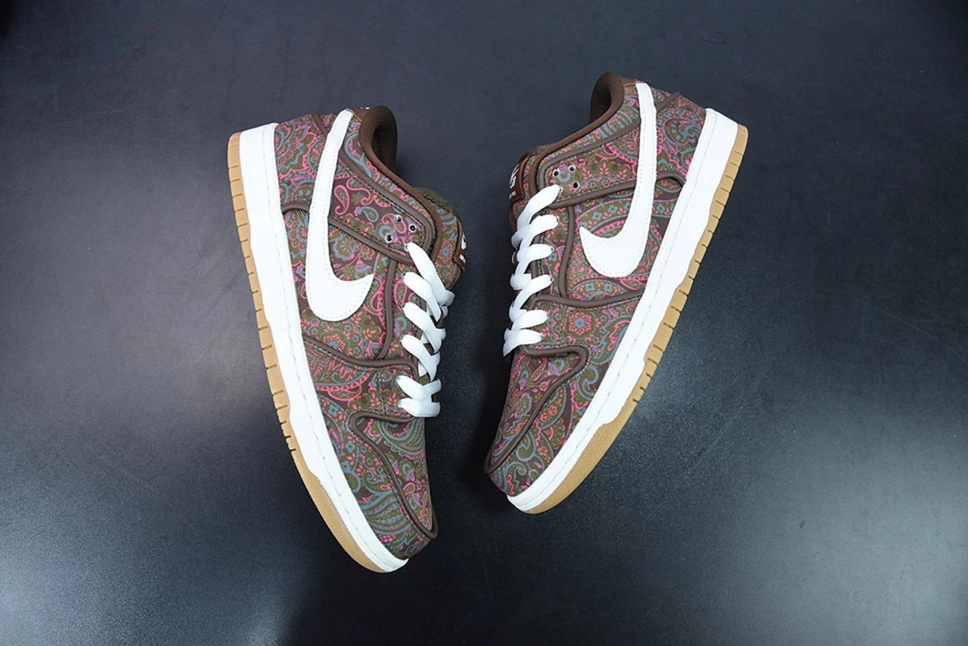 SB Dunk Low Pro Paisley Brown by Air Jordan