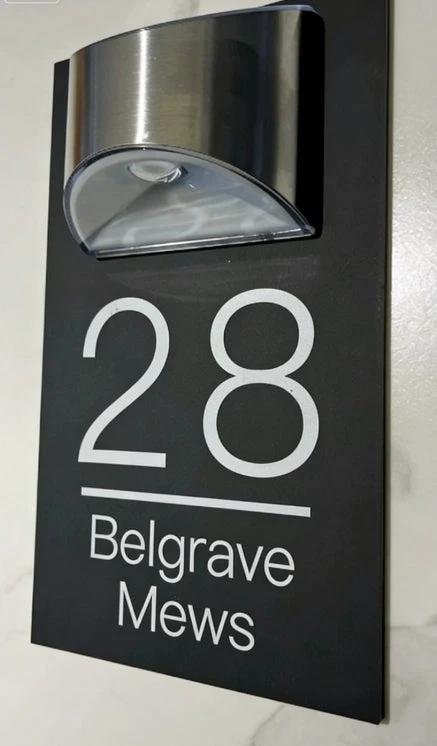 LED-Door-Digits by BowLift