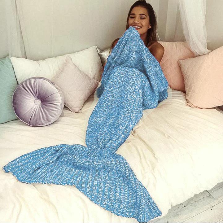 The Amazing Mermaid Blanket - w/ Free Shipping! by Bowlift