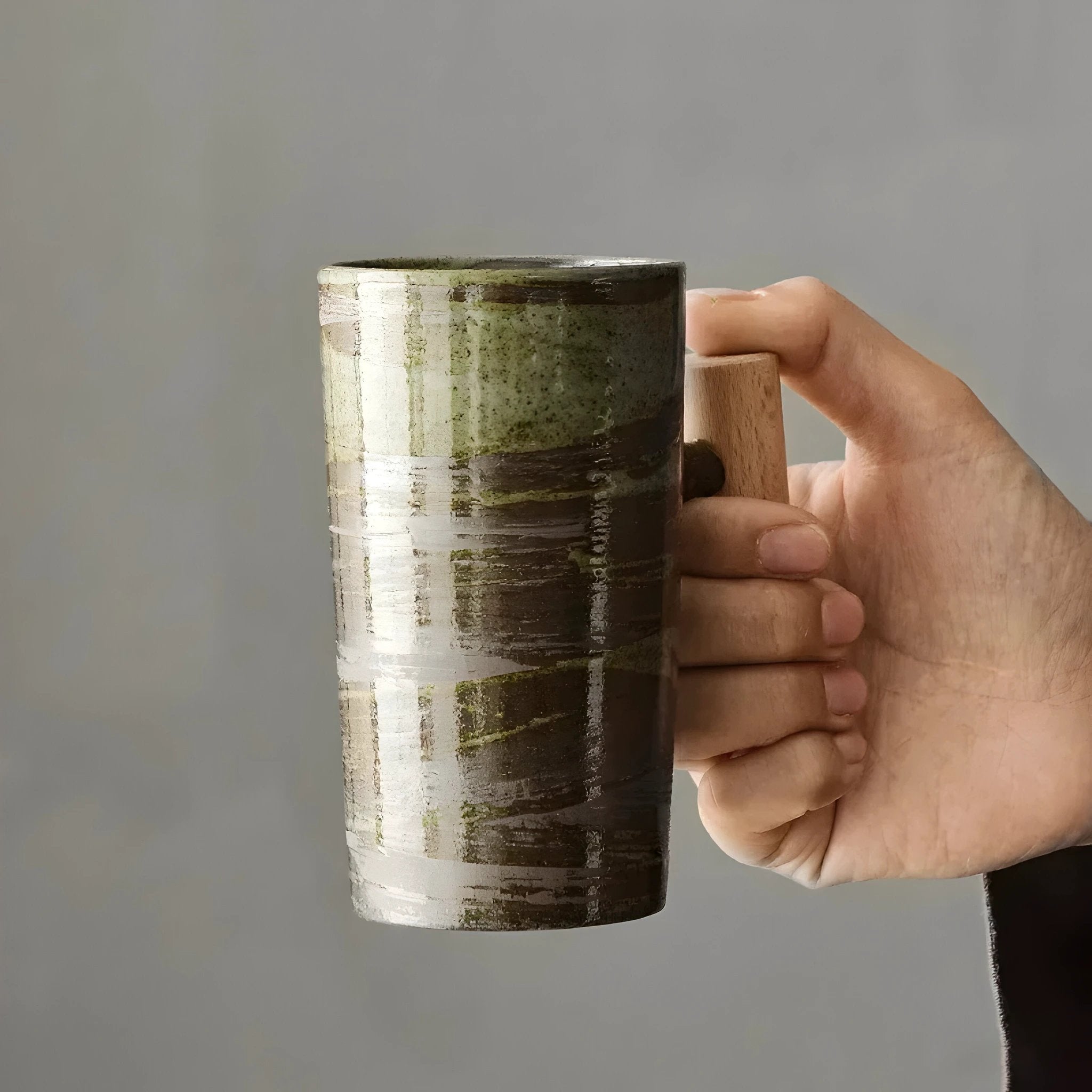 Japanese-inspired earth-colored mug with a handcrafted look Bowlift by Bowlift
