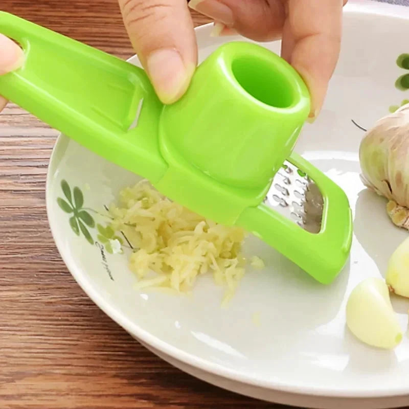 Manual Ginger and Garlic Grinder Multi-Functional Garlic Press Crusher by Bowlift